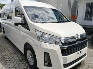 Toyota HiAce 2020 White