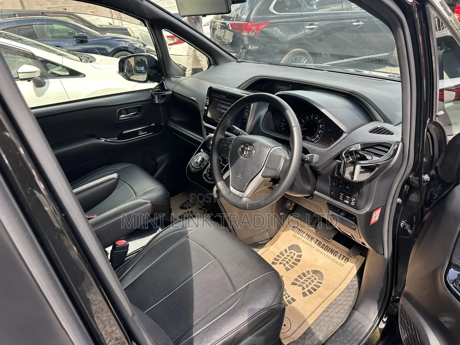 Toyota Voxy 2019 Green
