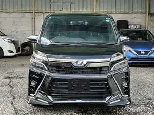 Toyota Voxy 2019 Green