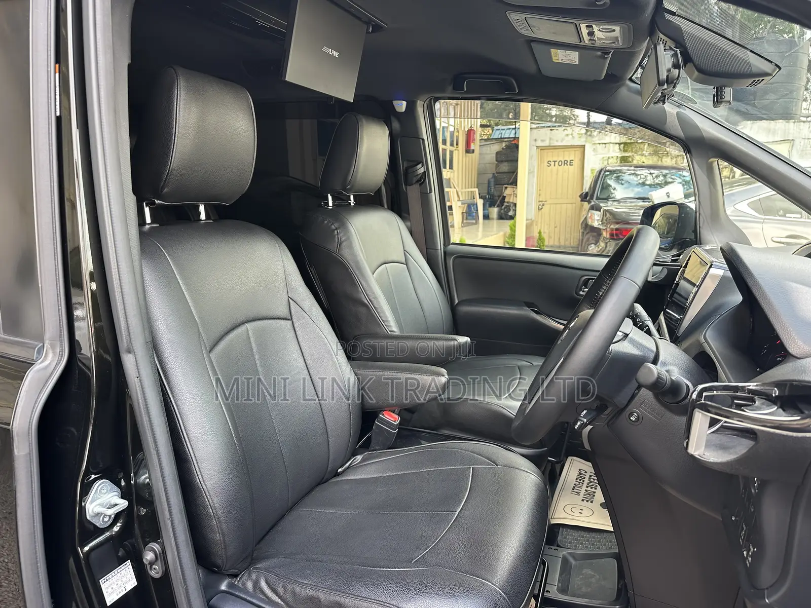Toyota Voxy 2019 Green