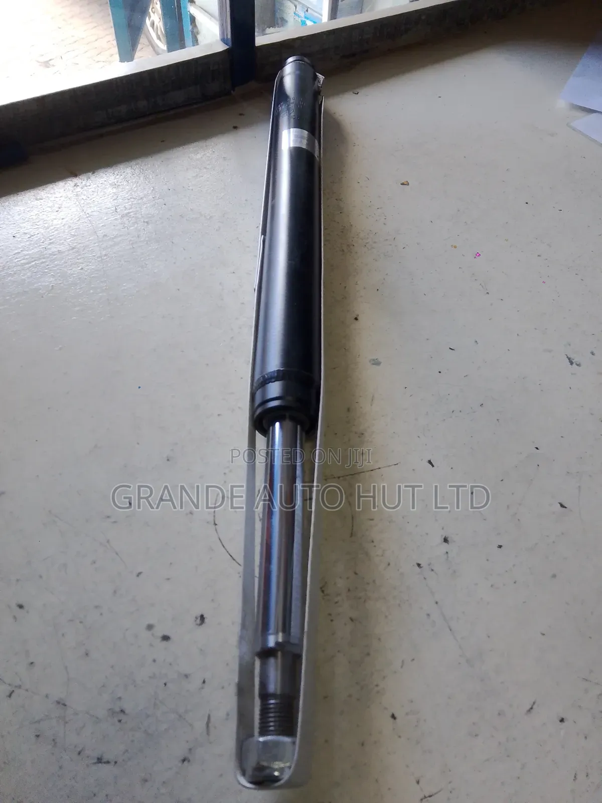 Front Shock Absorbers Toyota Corolla Ke70 (Wdkyb Brand)