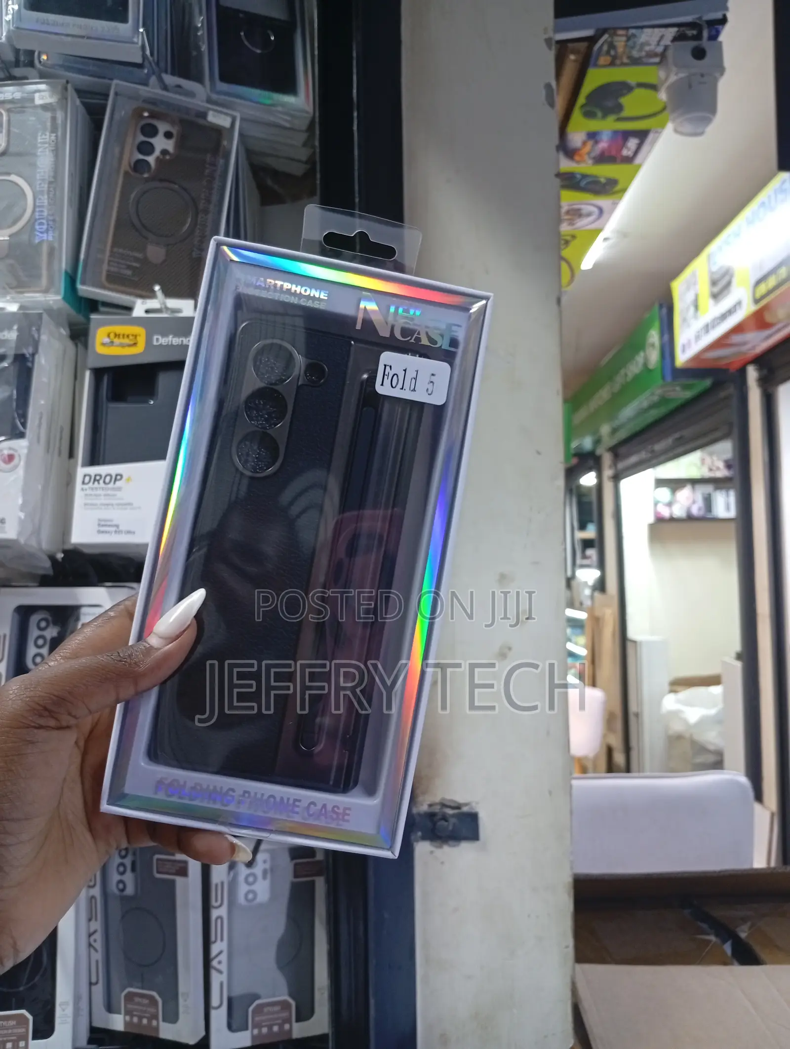 Samsung Galaxy Z Fold5leather-Textured Phone Case