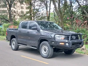 Toyota Hilux Revo Double Cab Deisel 2.4 AWD 2021 Gray