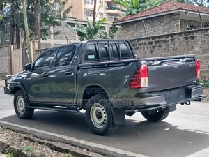 Toyota Hilux Revo Double Cab Deisel 2.4 AWD 2021 Gray