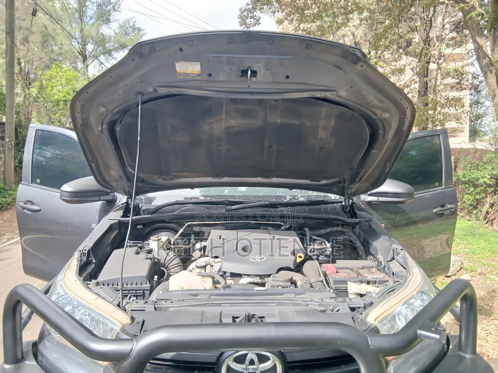 Toyota Hilux Revo Double Cab Deisel 2.4 AWD 2021 Gray