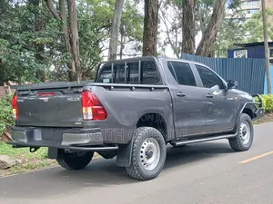 Toyota Hilux Revo Double Cab Deisel 2.4 AWD 2021 Gray