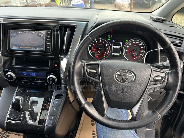 Toyota Vellfire 2019 Black - thumbnail 17