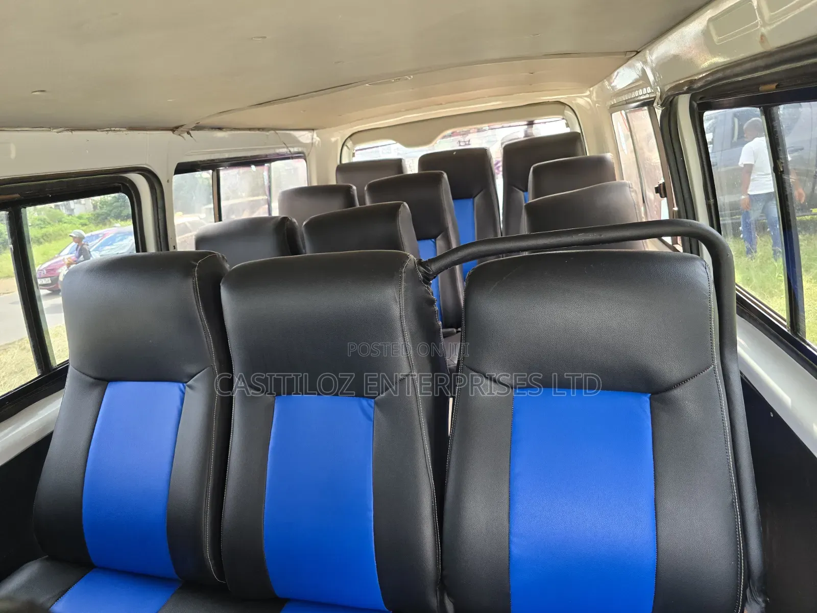 Toyota HiAce 2012 White