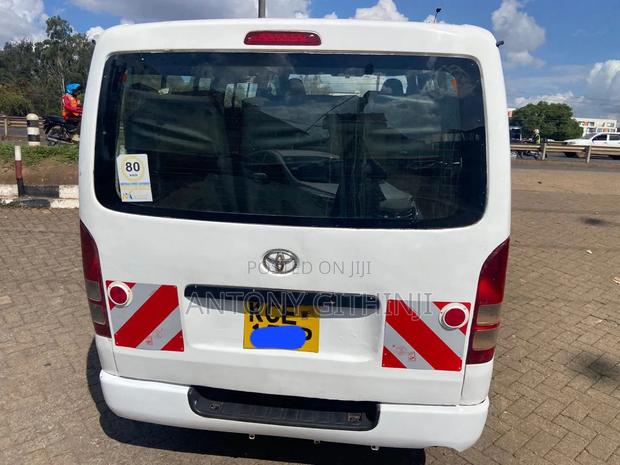 Toyota HiAce 2008 Grey - thumbnail 3