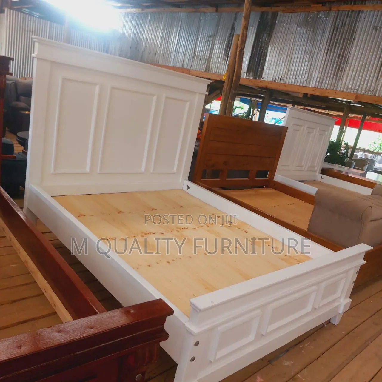 Wooden White Cozy Beds-5*6