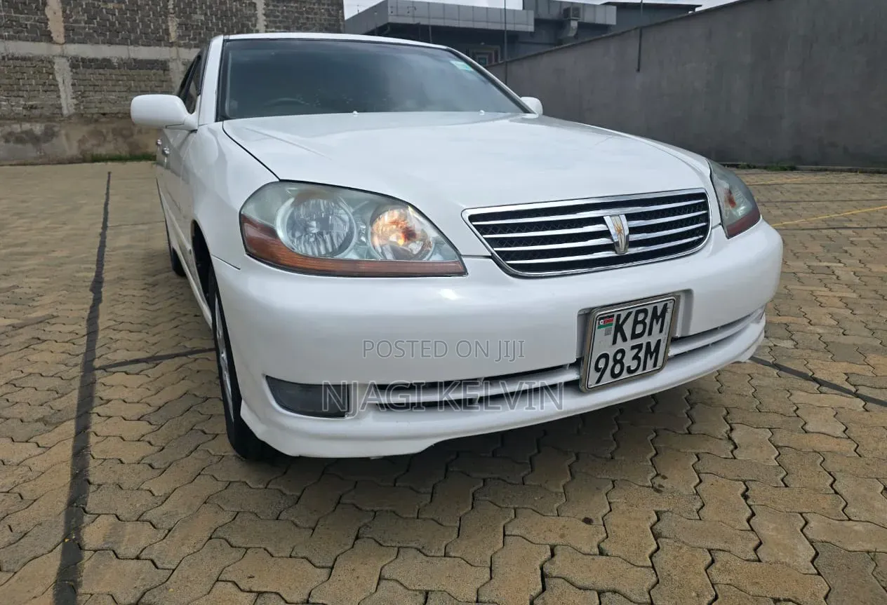 Toyota Mark II 2004 White