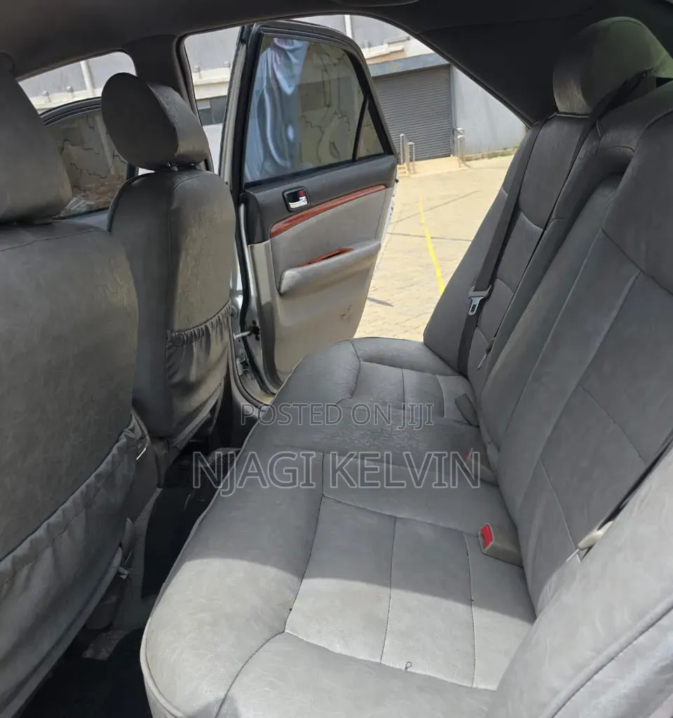 Toyota Mark II 2004 White