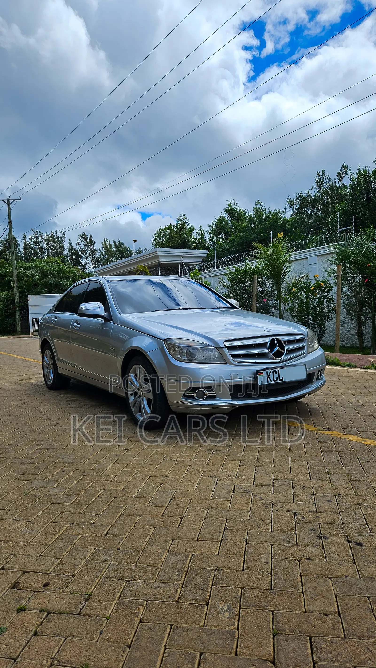 Mercedes-Benz C200 2010 Silver