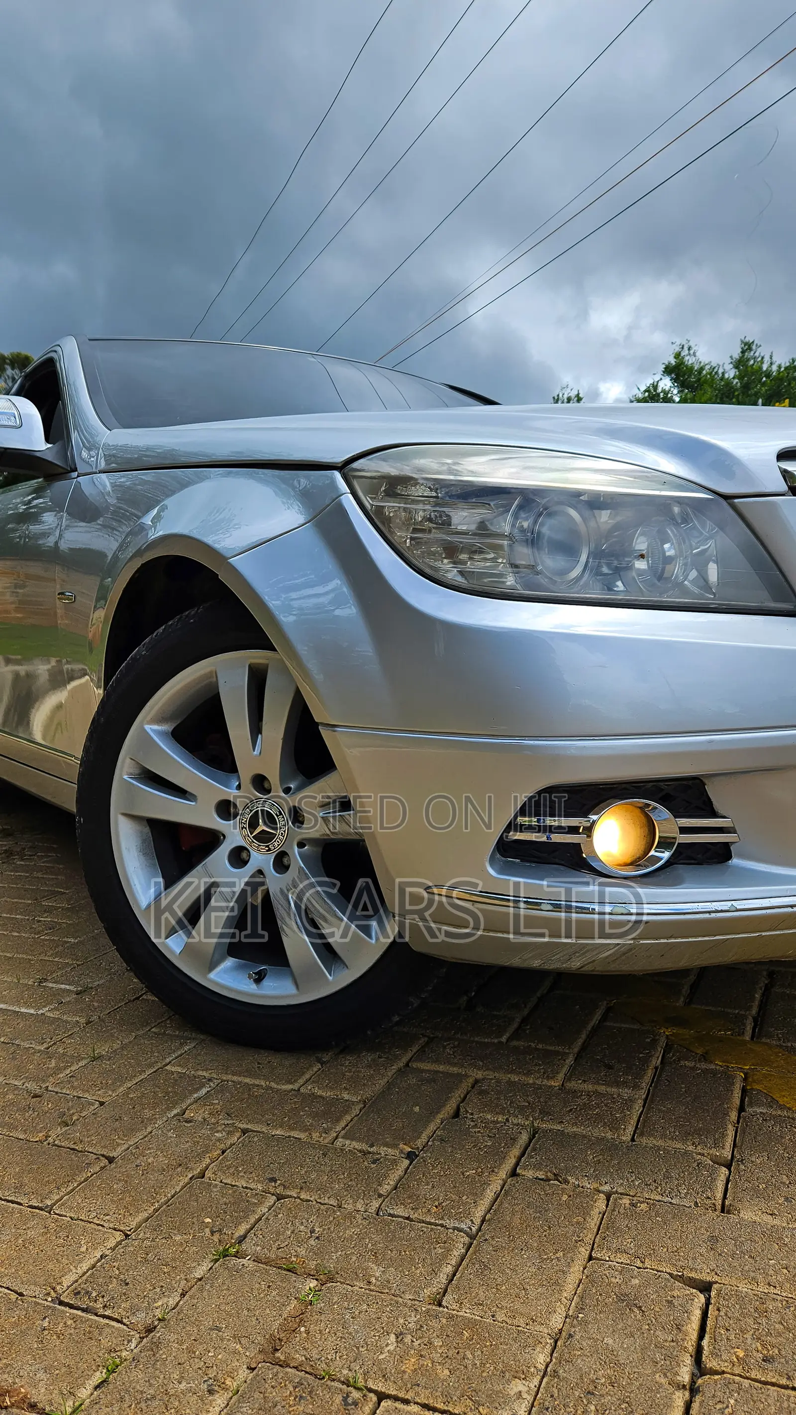 Mercedes-Benz C200 2010 Silver