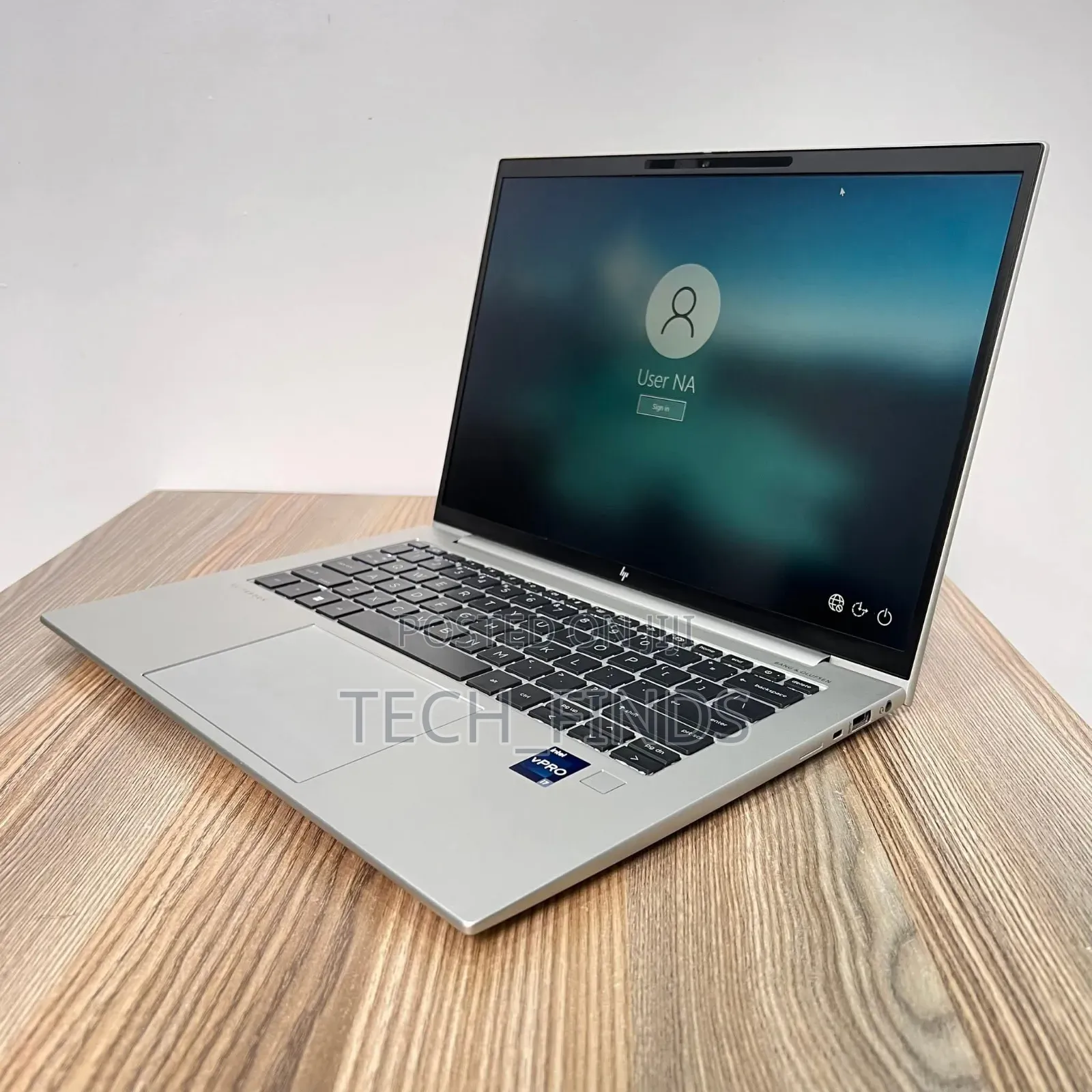 New Laptop HP EliteBook 840 G10 16GB Intel Core i7 SSD 512GB