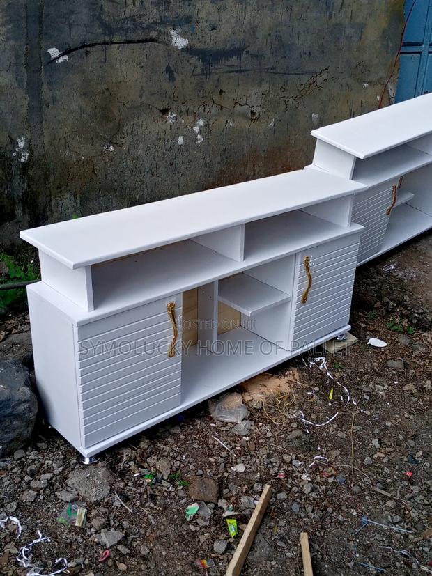 Kngsize Tv Stands. Tv Stand Brand New