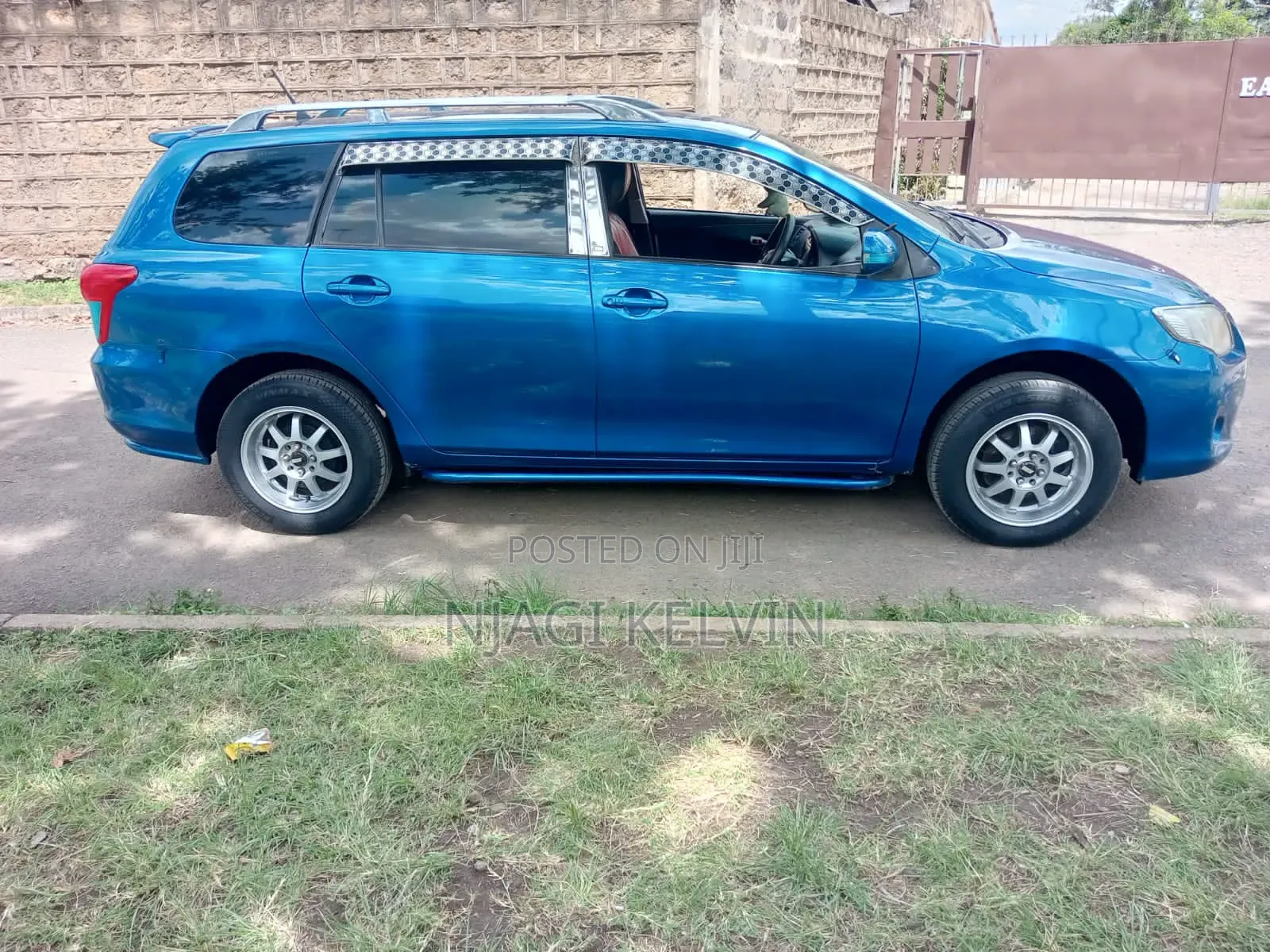 Toyota Corolla Fielder 2011 Blue