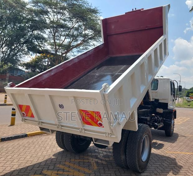 Isuzu FSR Tipper - thumbnail 5