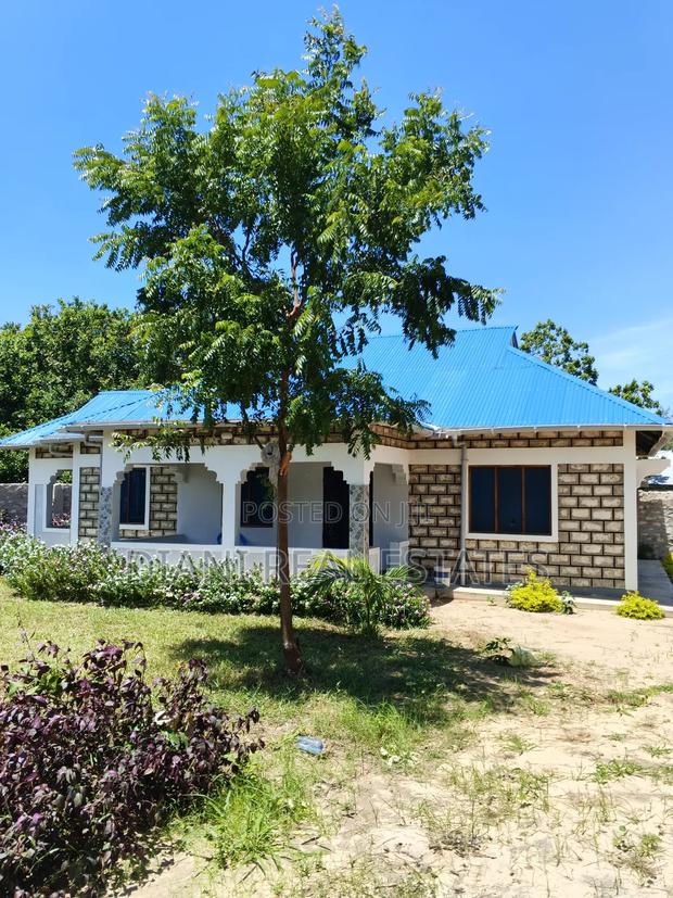 3bdrm House in Lungalunga Road, Diani for sale - thumbnail 2
