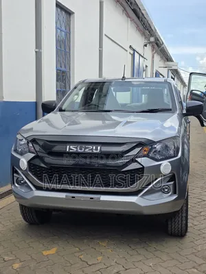 New Isuzu D-MAX 2026 Silver
