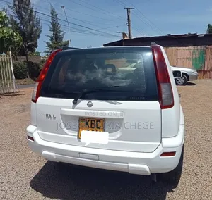 Nissan X-Trail 2003 White