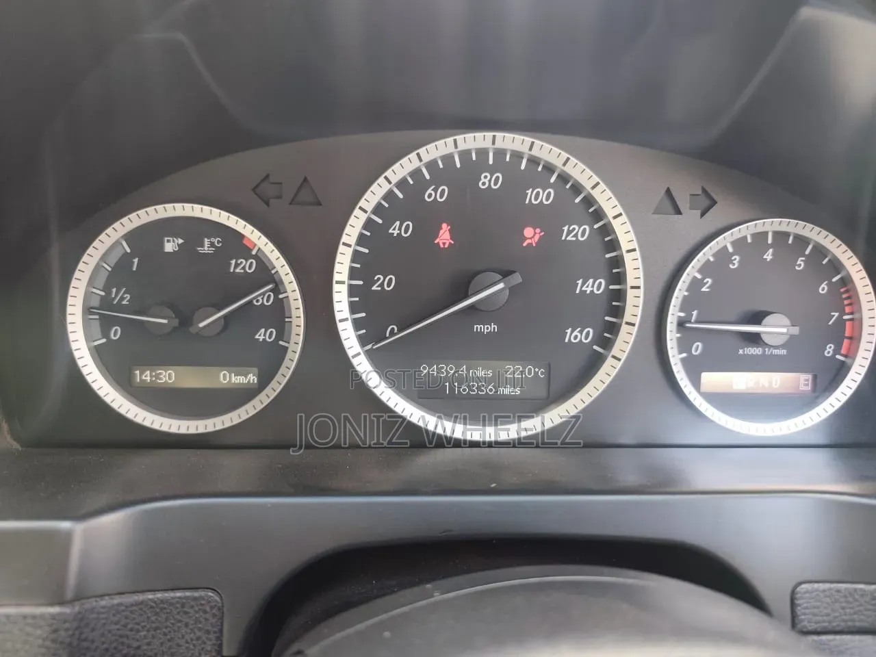 Mercedes-Benz C180 2011 Silver