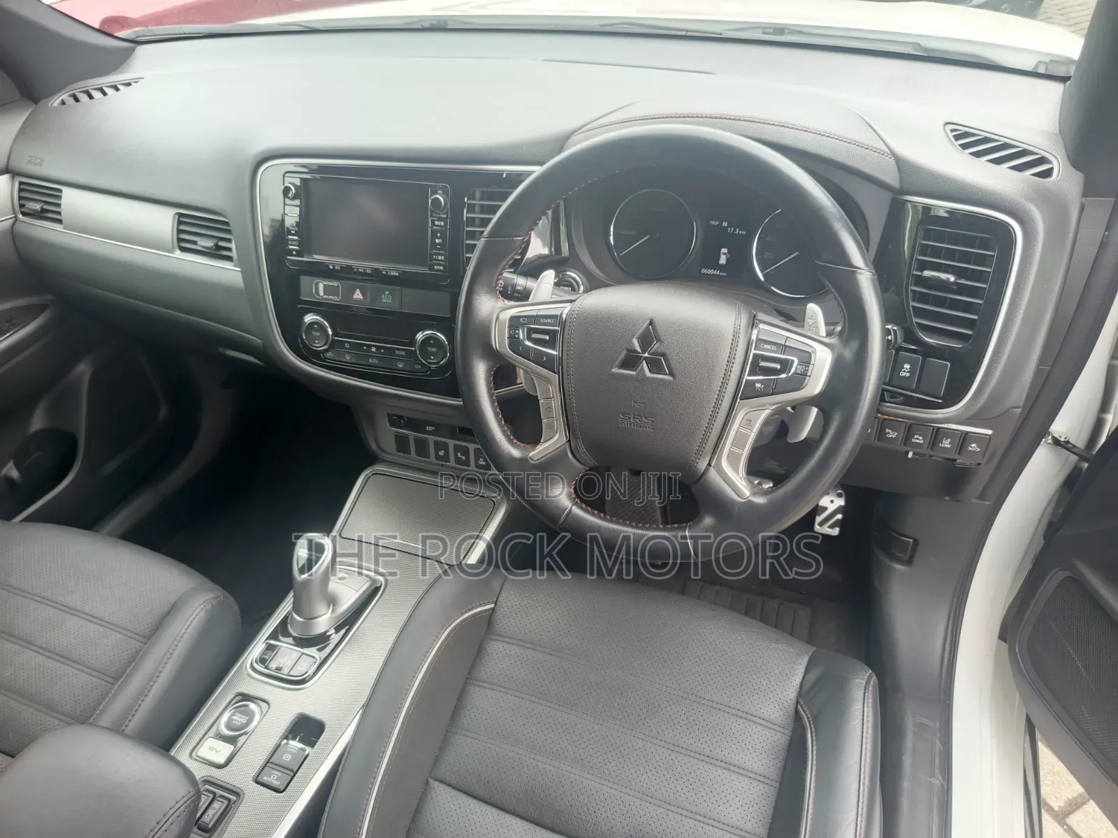 Mitsubishi Outlander 2019 White