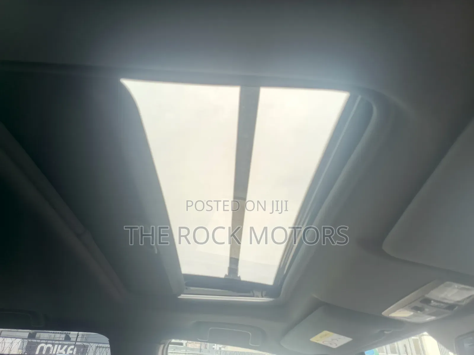 Mitsubishi Outlander 2019 White