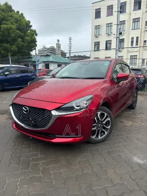 Mazda 2 2019 Maroon