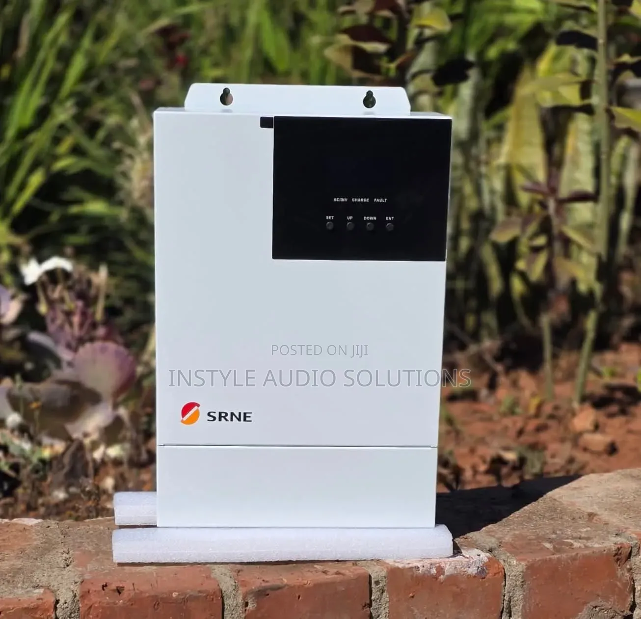 Srne 1.5kva - 12v Solar Hybrid Inverter.