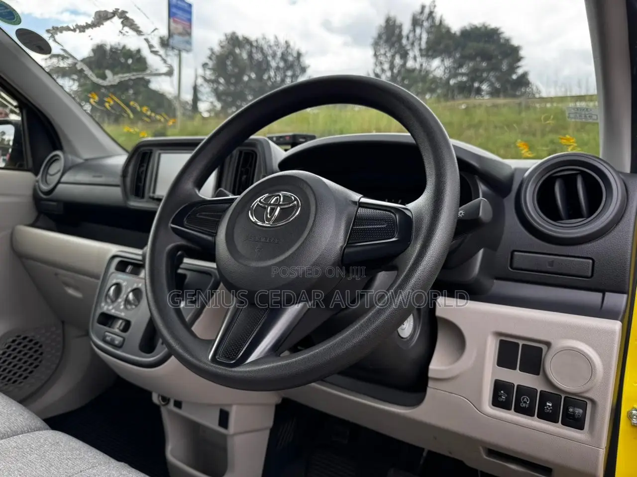 Toyota Passo 2018 Yellow