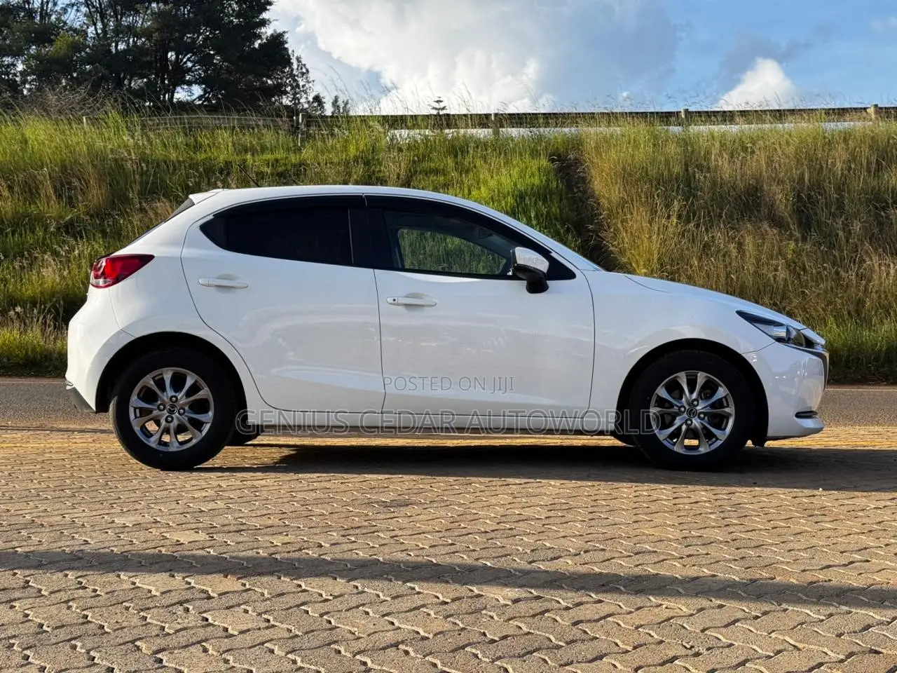 Mazda 2 2019