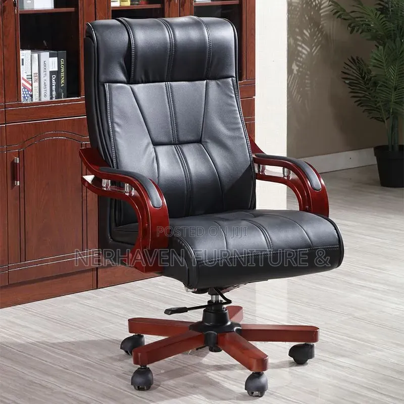 Office Executive Leather Chair – Premium Comfortable Office Seating