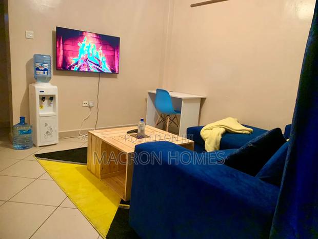 One Bedroom Airbnb South B - main view