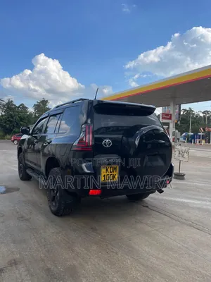 Toyota Land Cruiser Prado 2017 Black
