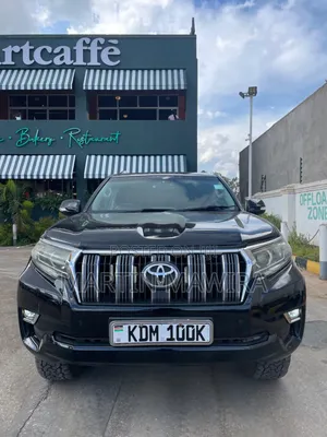Toyota Land Cruiser Prado 2017 Black