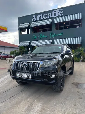 Toyota Land Cruiser Prado 2017 Black