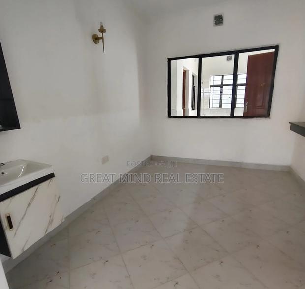 3bdrm Bungalow in Kibiku for sale - thumbnail 6