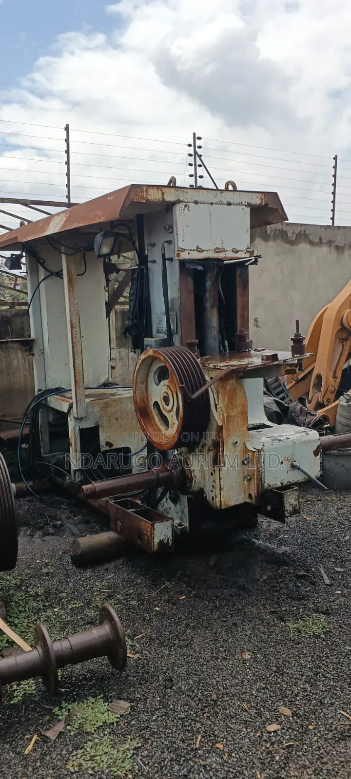 Xgma Chassis Stone Cutting Machine