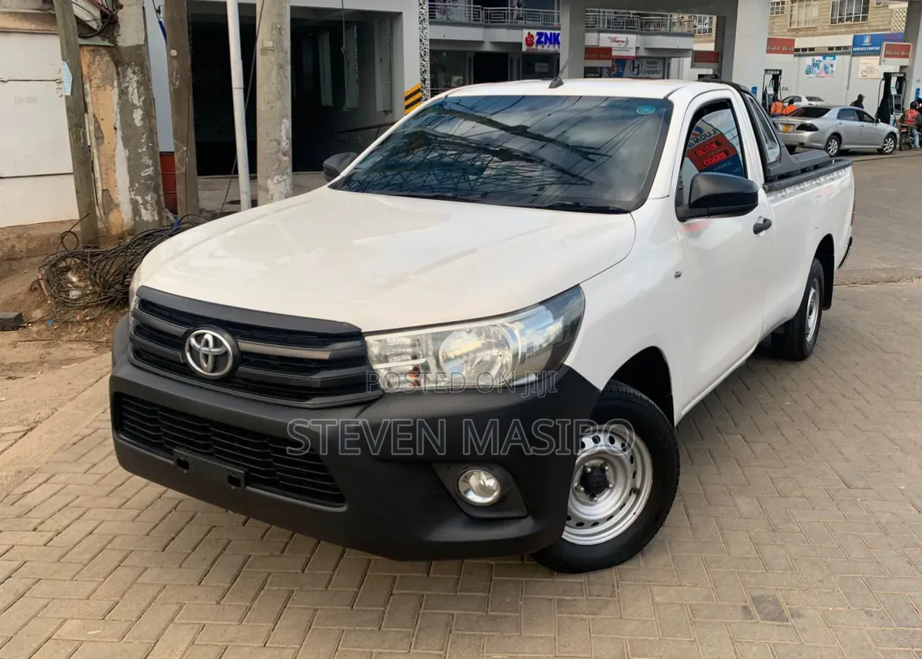 Toyota Hilux 2019 White