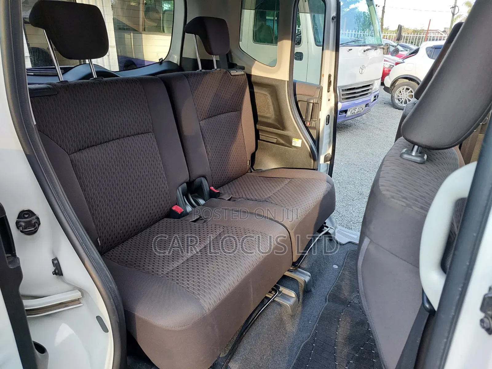 Suzuki Solio 2018 White