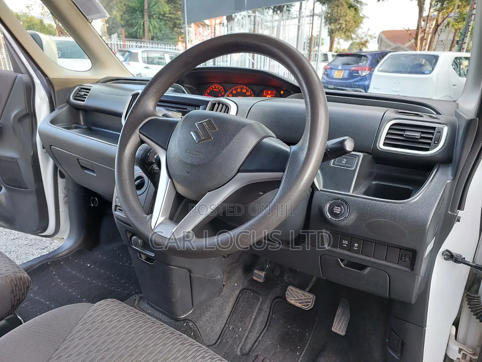 Suzuki Solio 2018 White