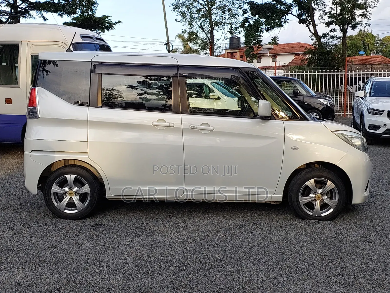Suzuki Solio 2018 White