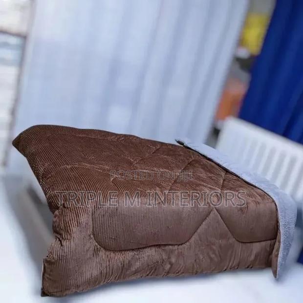 Cozy Prestige Single Velvet Wool Quilt