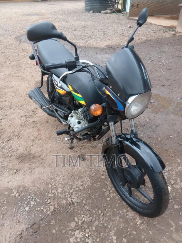 Bajaj Boxer 150 UG 2024 Black - thumbnail 2