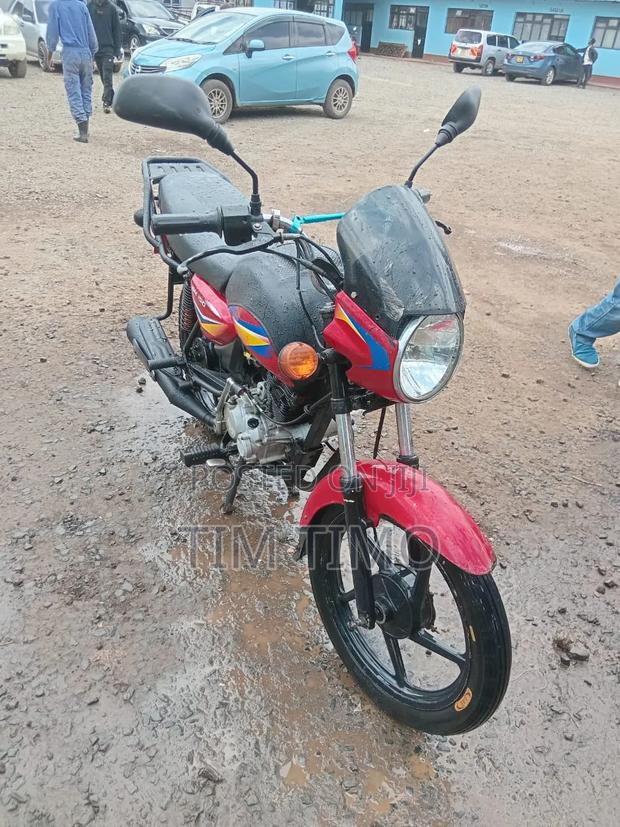 Bajaj Boxer 150 UG 2024 Red - thumbnail 3