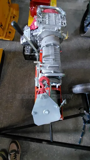 Concrete Crane Machine 1000kg Lifting Capacity.