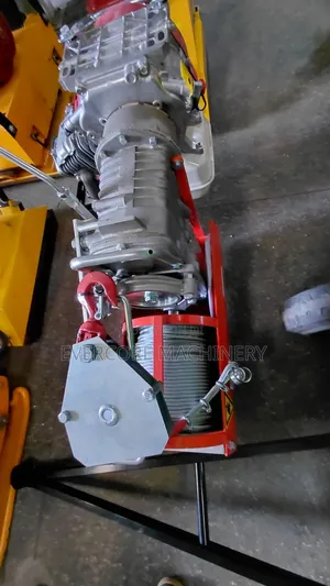 Concrete Crane Machine 1000kg Lifting Capacity.