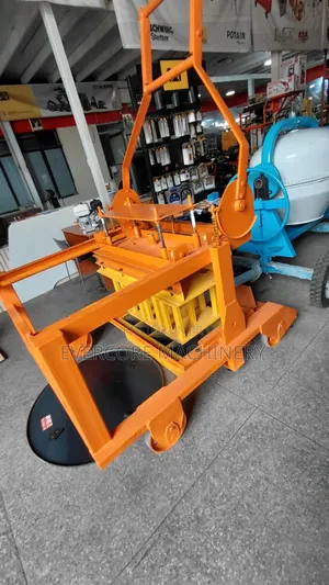 Heavy Duty Diesel Powered Block Making Machine Best Quality.