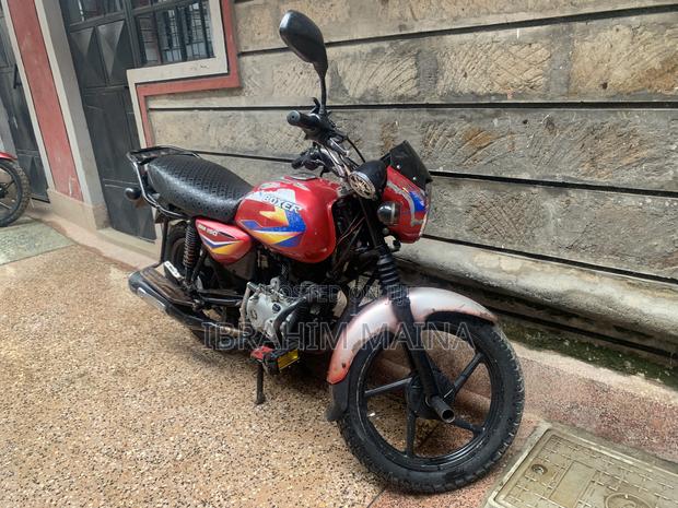 Bajaj Boxer 2021 Red - main view